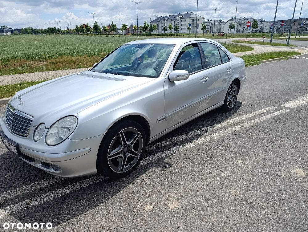 Mercedes-Benz Klasa E 200 CDI Classic - 7