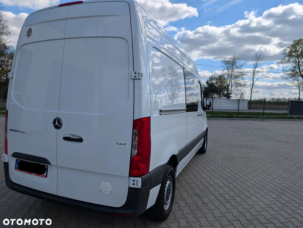 Mercedes-Benz Sprinter - 3