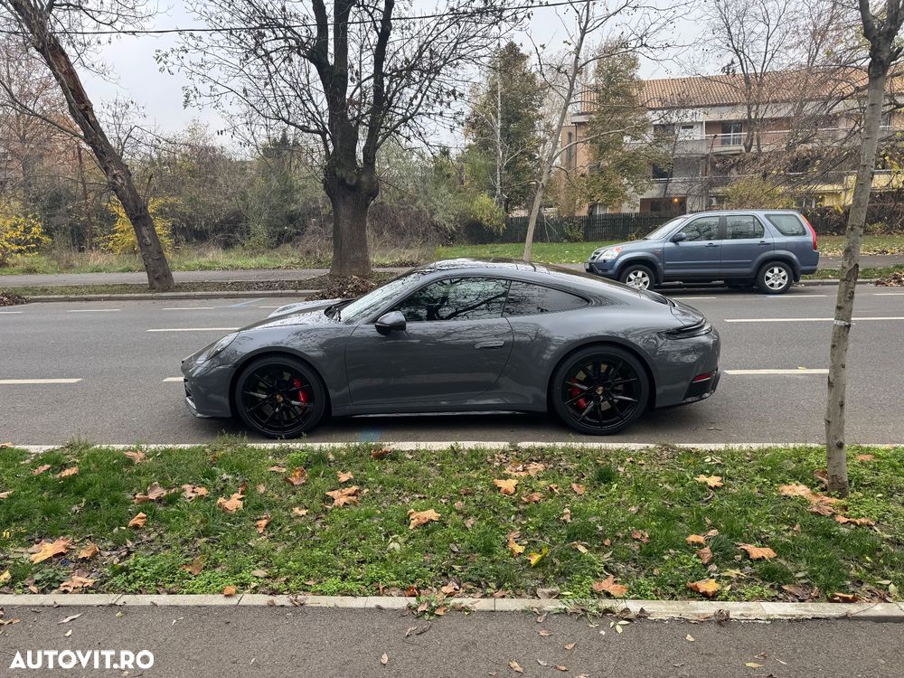 Porsche 992 - 6