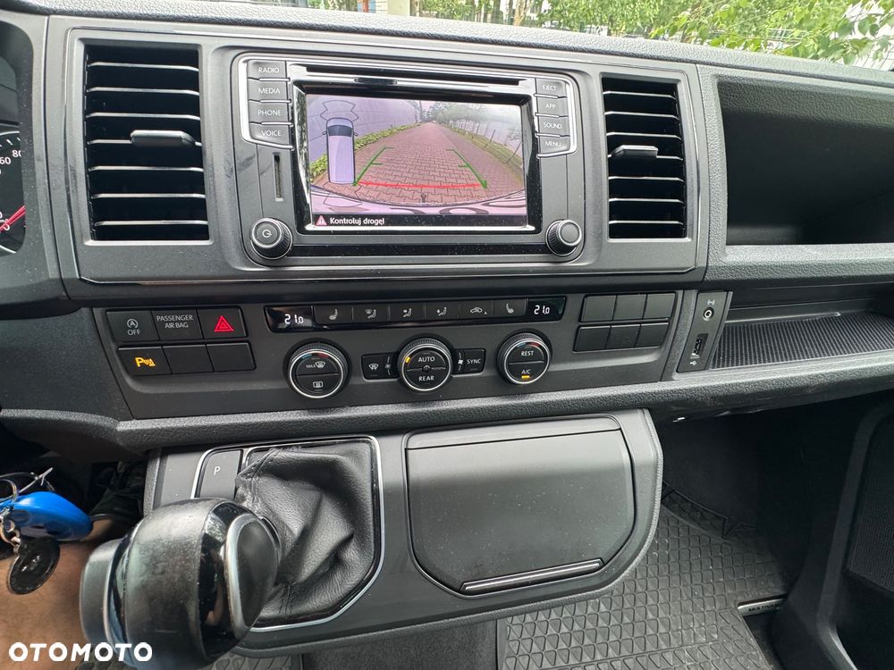 Volkswagen Multivan 2.0 TDI L1 Highline DSG - 20