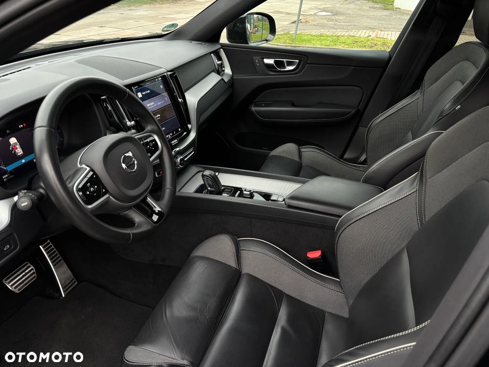 Volvo XC 60 B4 D Geartronic RDesign - 16