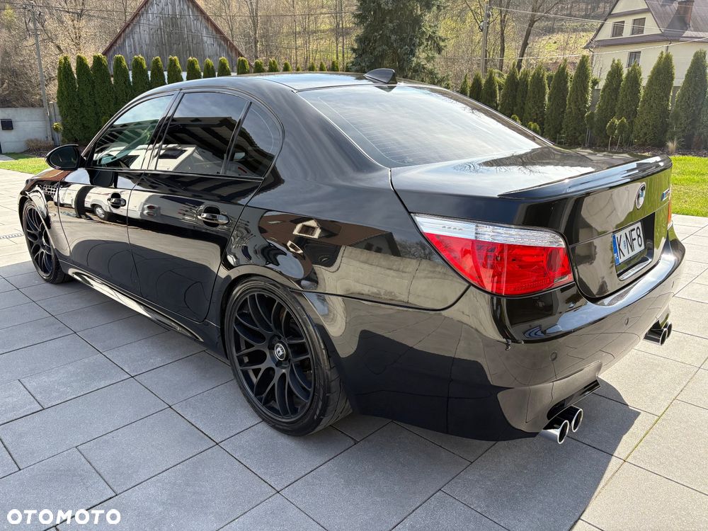 BMW M5 Standard - 15