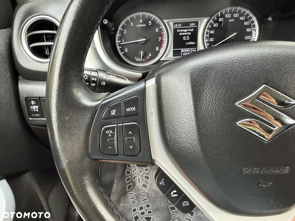 Suzuki Vitara 1.6 Premium 2WD - 27