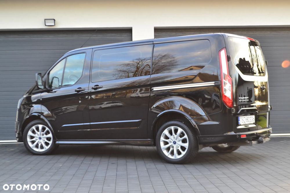 Ford TRANSIT CUSTOM SPORT - 25