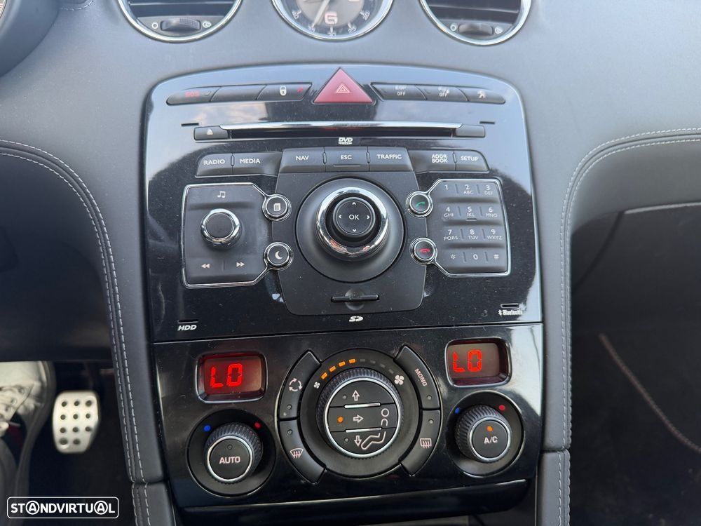 Peugeot RCZ 1.6 200 THP Onyx - 31