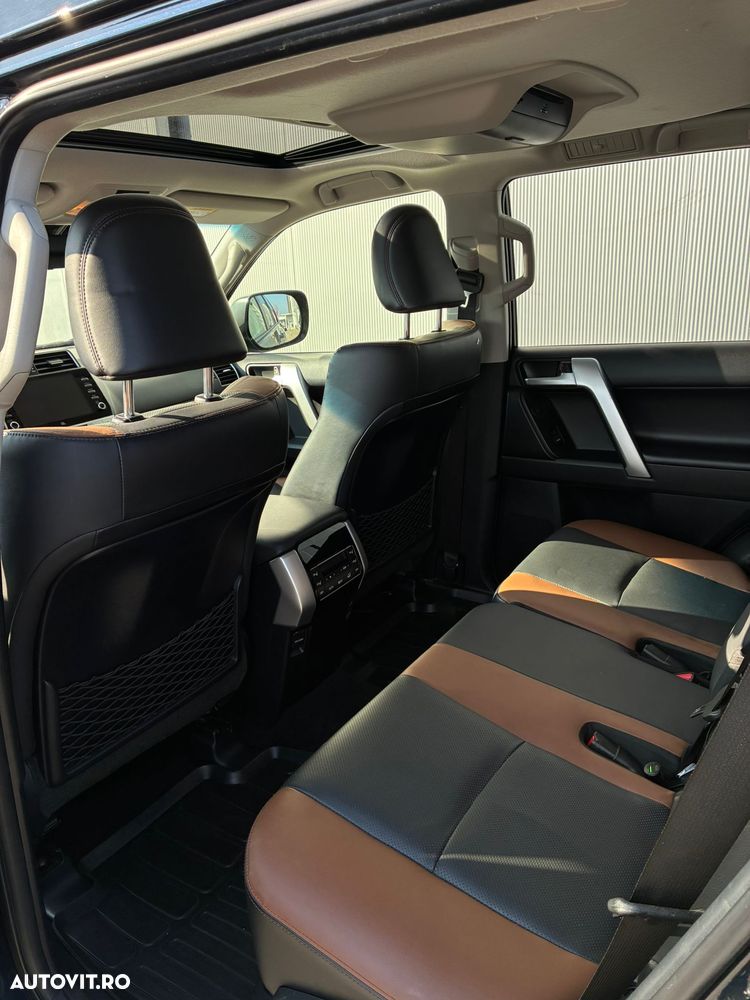 Toyota Land Cruiser 2.8l D-4D 204 CP A/T 7 locuri Luxury AVS Brown - 9