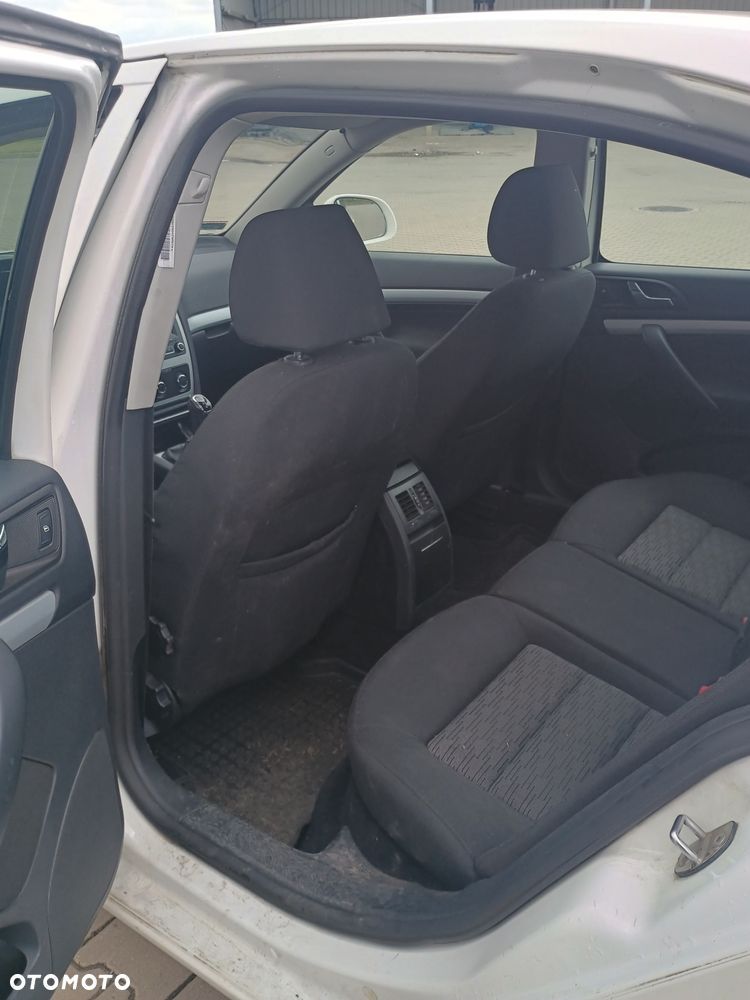 Skoda Octavia 1.9 TDI Ambiente - 9