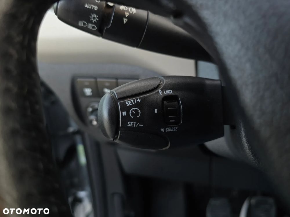 Peugeot Partner Tepee HDi FAP 115 Family - 24