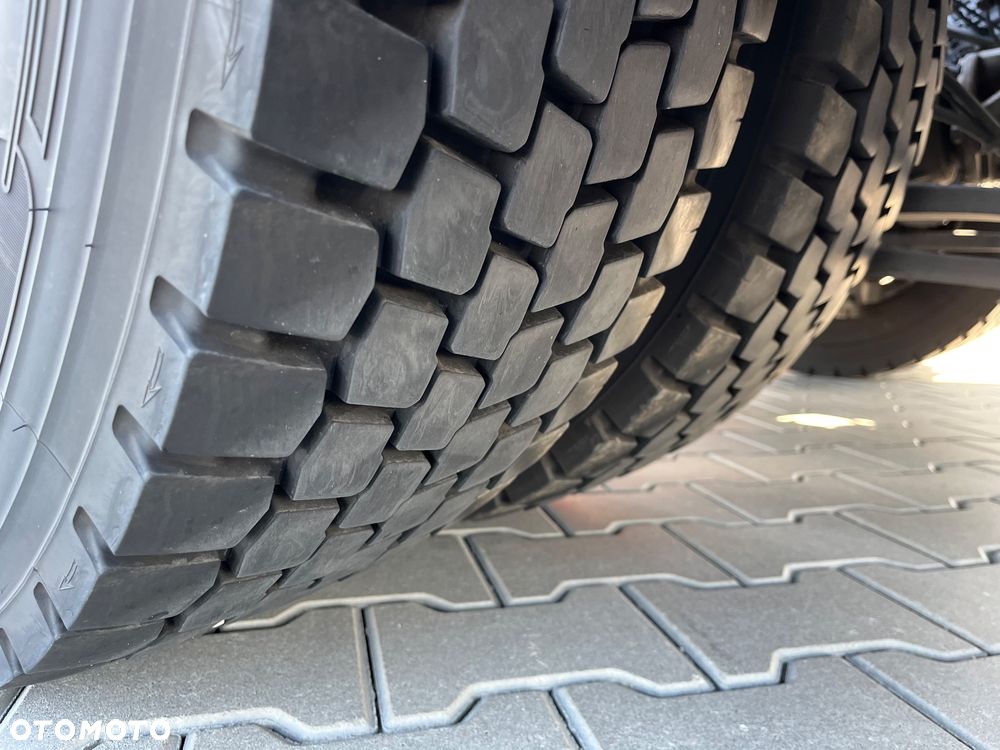 Renault THIGH480 TurboCompound XLOW MEGA - 7