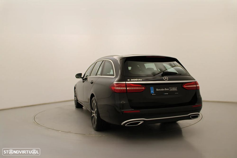 Mercedes-Benz E 300 de Avantgarde - 9