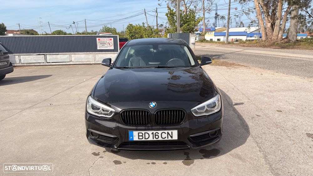 BMW 116 d Sport Line - 2