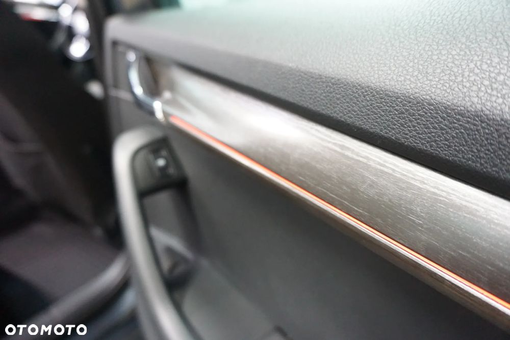 Skoda Octavia 2.0 TDI 4x4 DSG Scout - 23