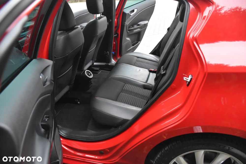 Alfa Romeo Giulietta 1.6 JTDM Distinctive - 13