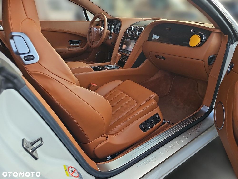 Bentley Continental GT - 17