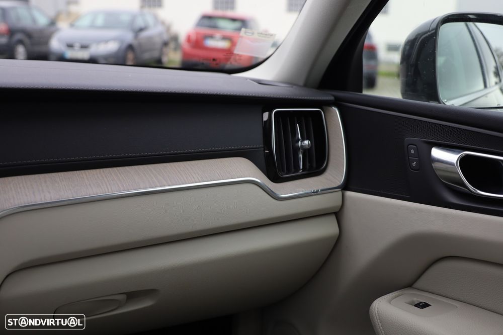 Volvo XC 60 2.0 T6 PHEV Inscription AWD - 18