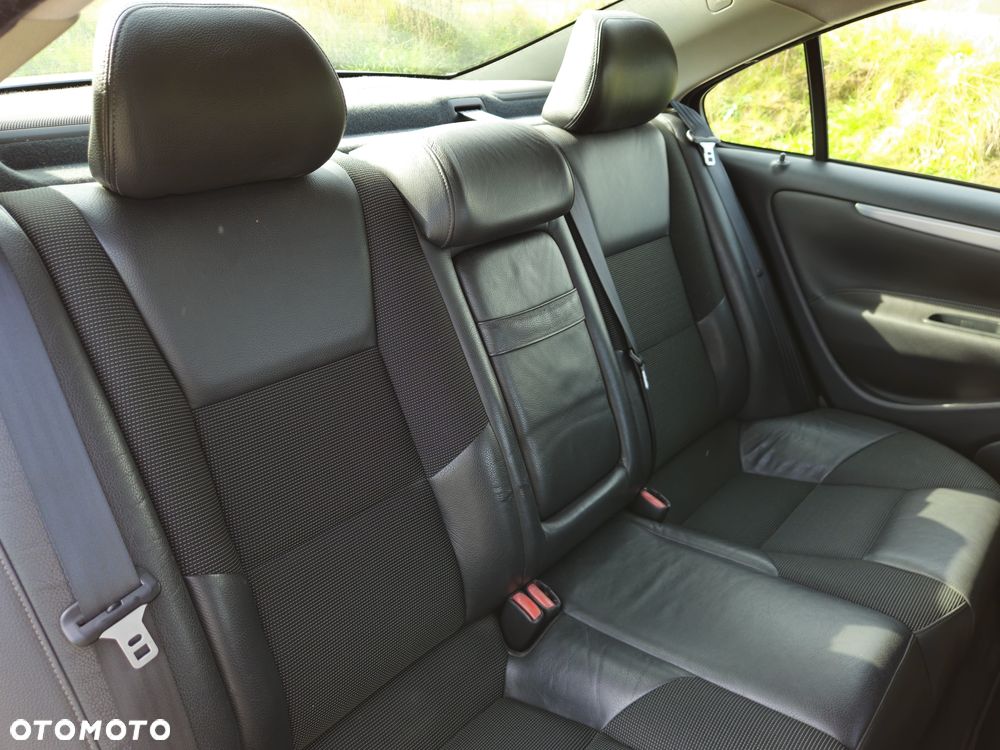 Volvo S60 2.4D5 Momentum - 14