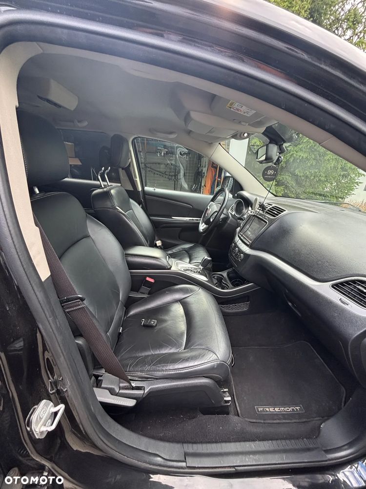 Fiat Freemont 2.0 Multijet Black Code AWD - 9
