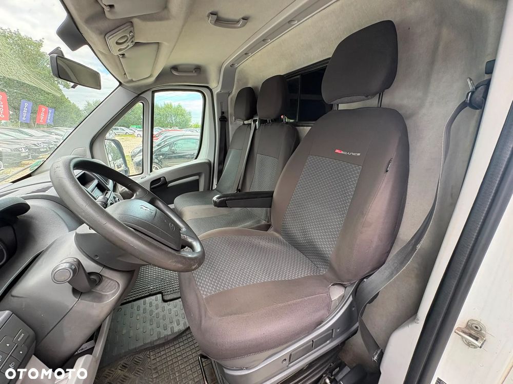 Peugeot Boxer 2.2 Diesel 3 Osobowy Klimatyzacja - 15