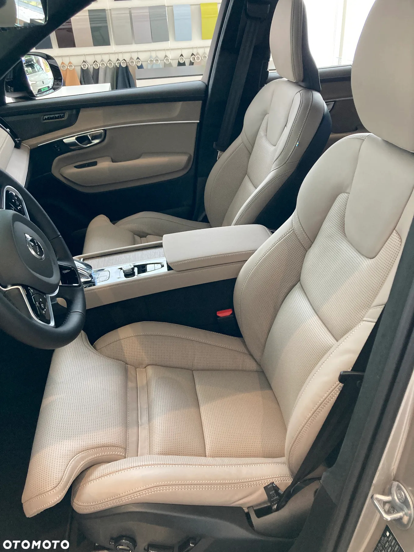Volvo XC 90 T8 AWD Plug-In Hybrid Ultra Dark 7os - 14