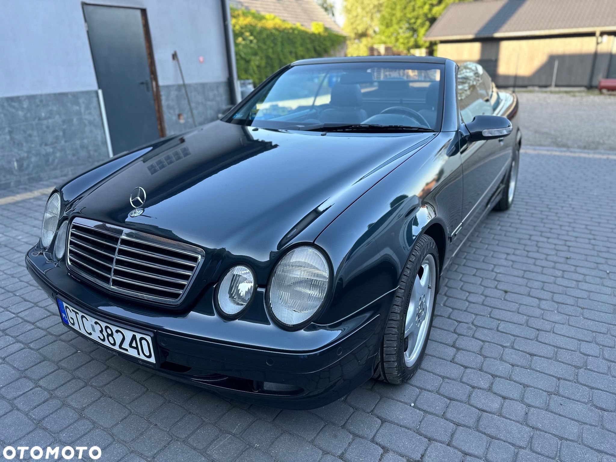 Mercedes-Benz CLK - 1