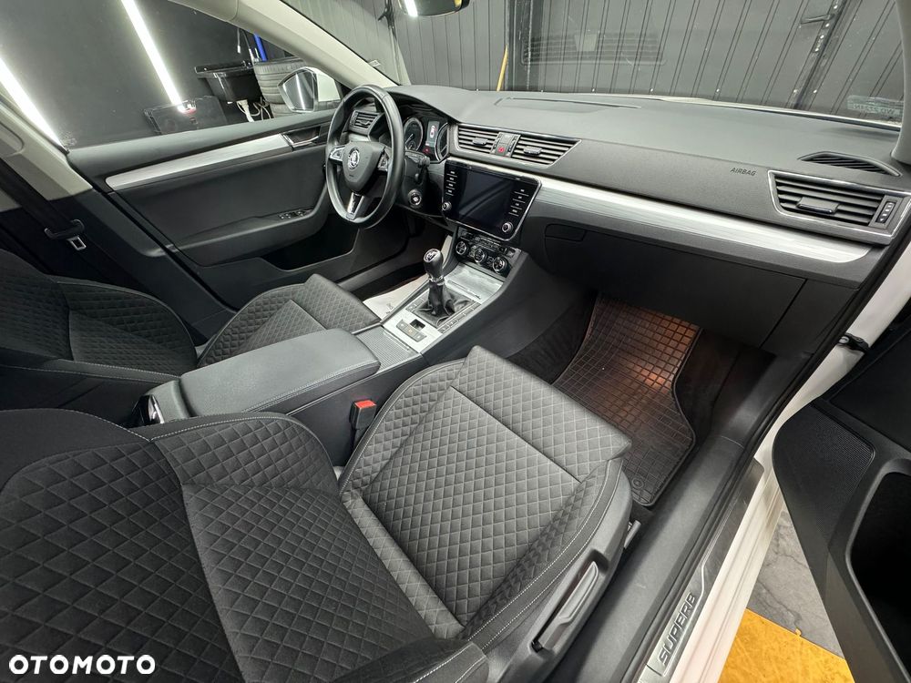 Skoda Superb 1.5 TSI ACT Style - 3