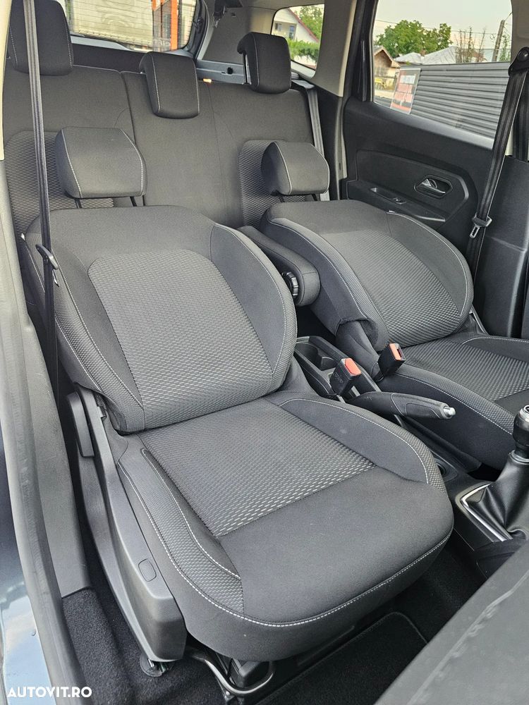 Dacia Duster 1.6 SCe Prestige jante 17" - 13