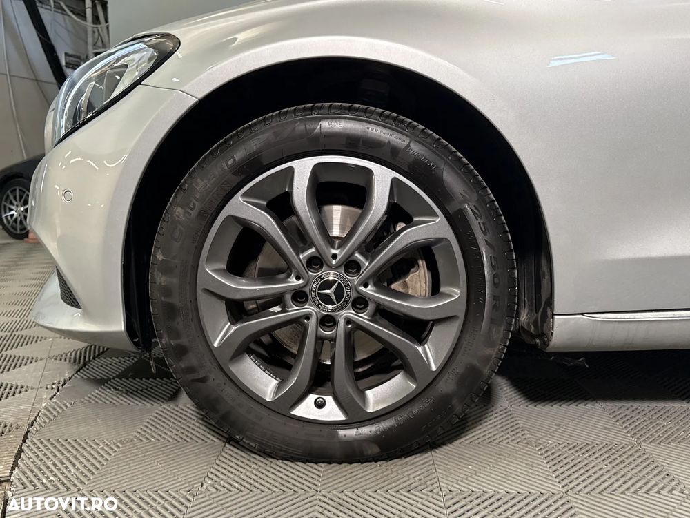 Mercedes-Benz C 200 4MATIC Aut. - 14