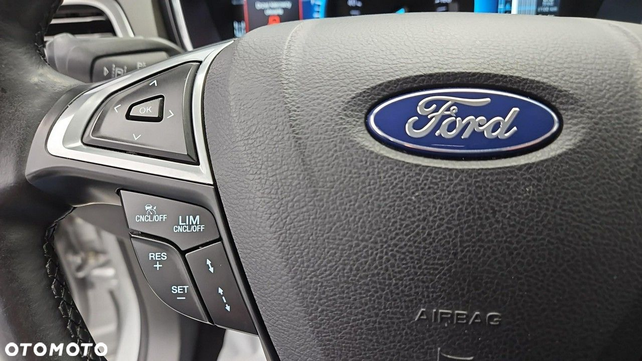 Ford Mondeo - 16
