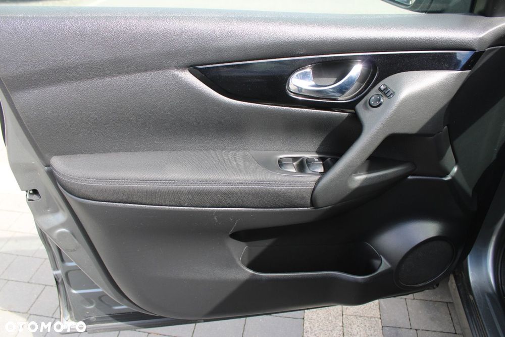 Nissan Qashqai - 16
