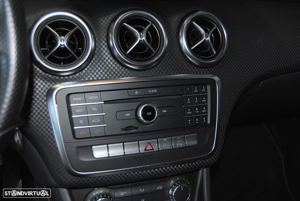 Mercedes-Benz A 180 d Urban Aut. - 27