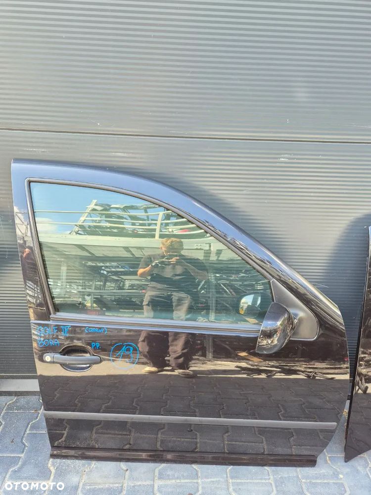 VOLKSWAGEN GOLF IV 4 HB / BORA DRZWI / KLAPA BAGAŻNIKA (dostępne wiele sztuk) - 23