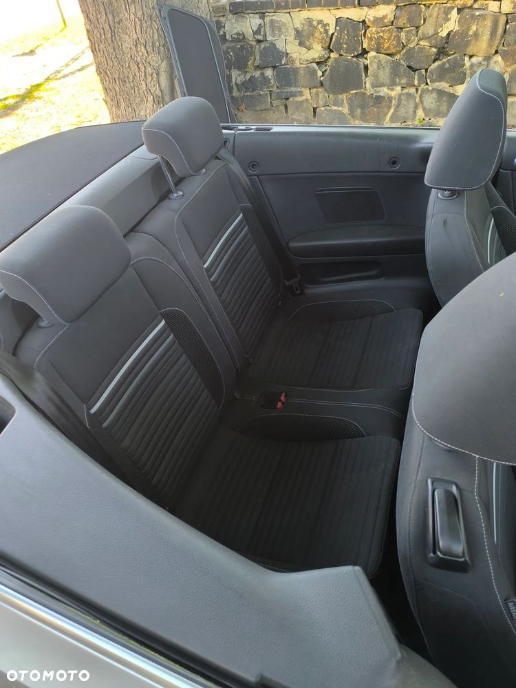 Volkswagen Golf Cabrio 2.0 TDI BlueMotion Technology DSG Cup - 10