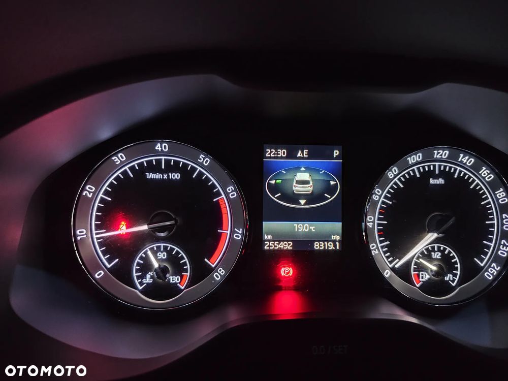 Skoda Karoq 1.5 TSI ACT 4x2 Style DSG - 21