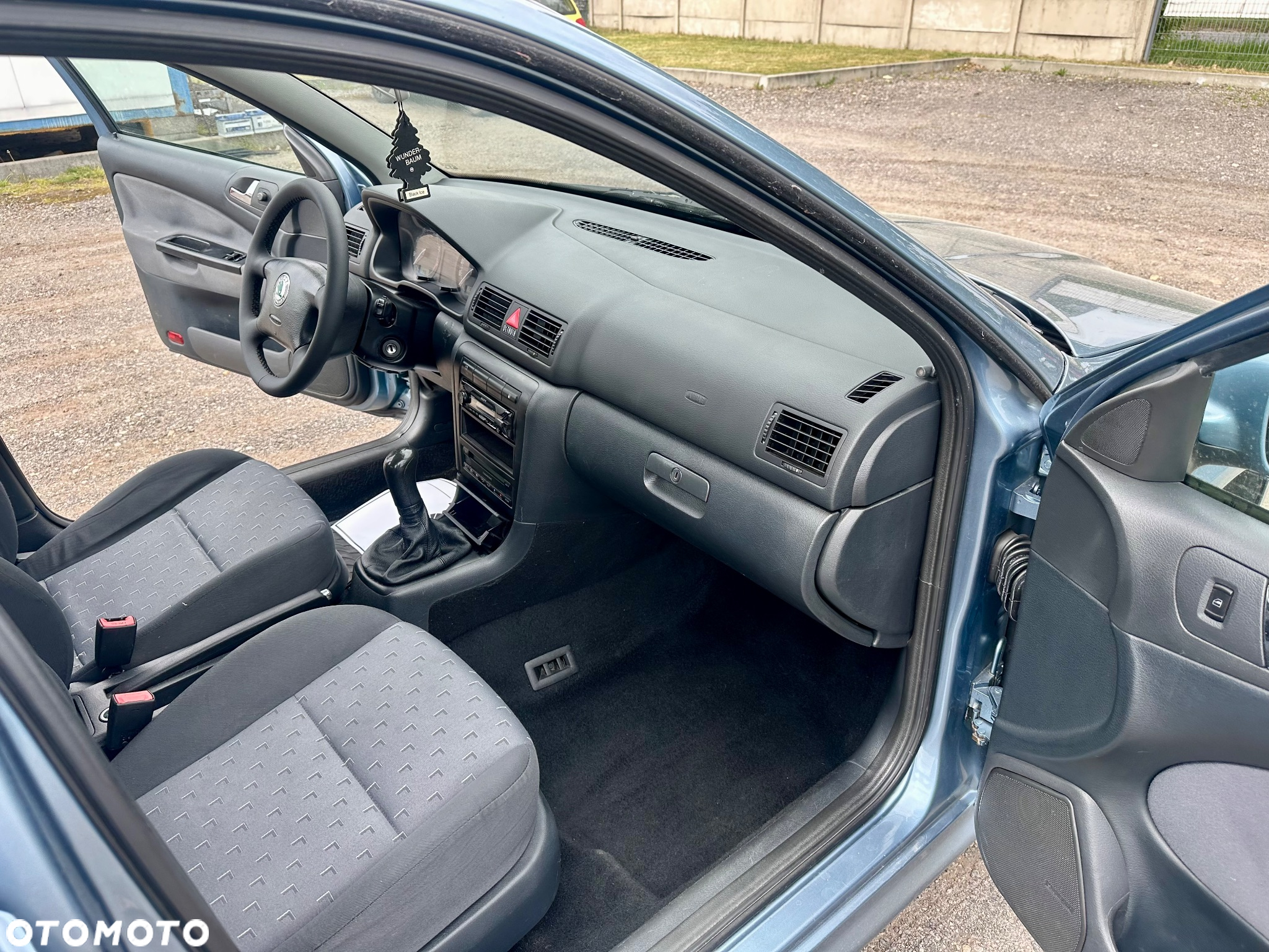 Skoda Octavia 1.6 Ambiente - 14