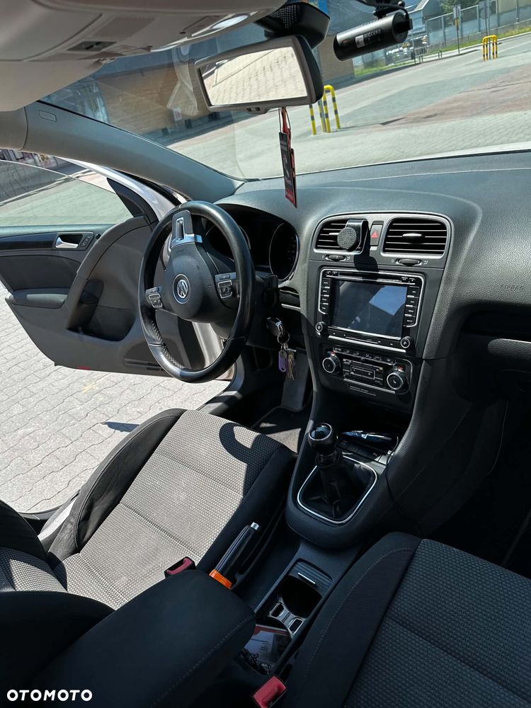 Volkswagen Golf 2.0 TDI Highline - 9
