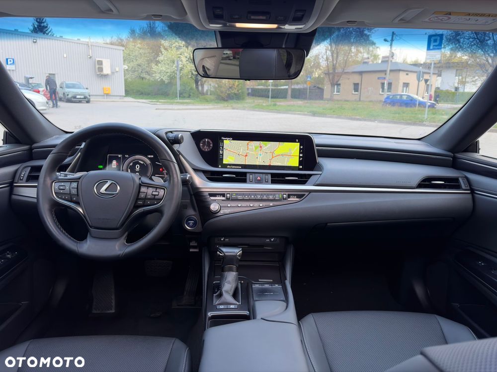Lexus ES 300h Elegance - 12