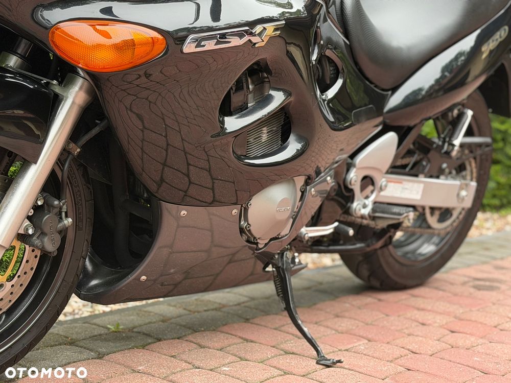 Suzuki GSX-F - Katana - 17