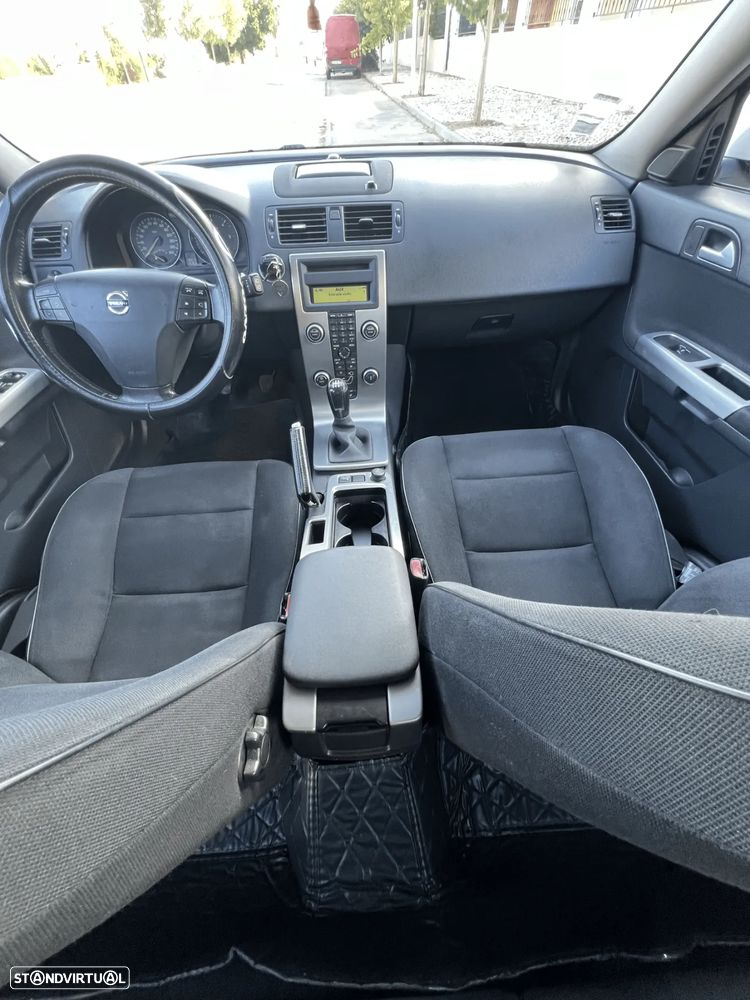 Volvo V50 1.6D DPF DRIVe - 14