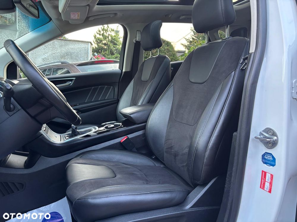 Ford Edge 2.0 TDCi 4x4 ST-LINE - 10