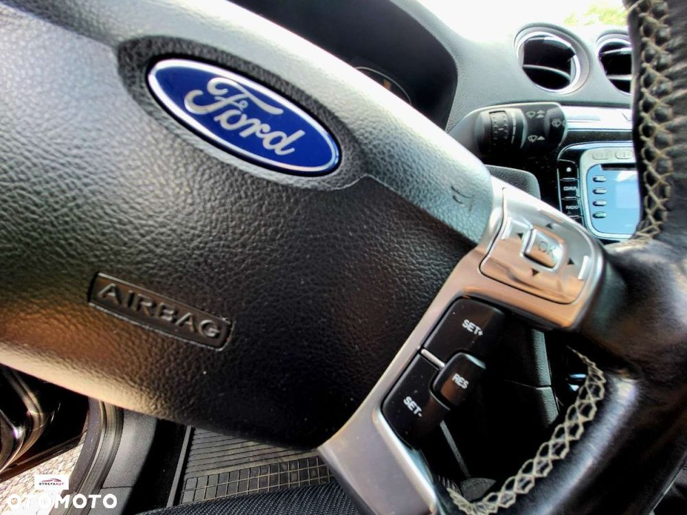 Ford S-Max - 29