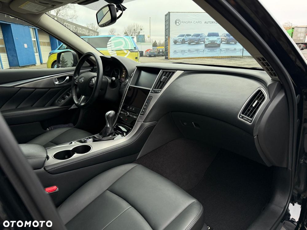 Infiniti Q50 - 19