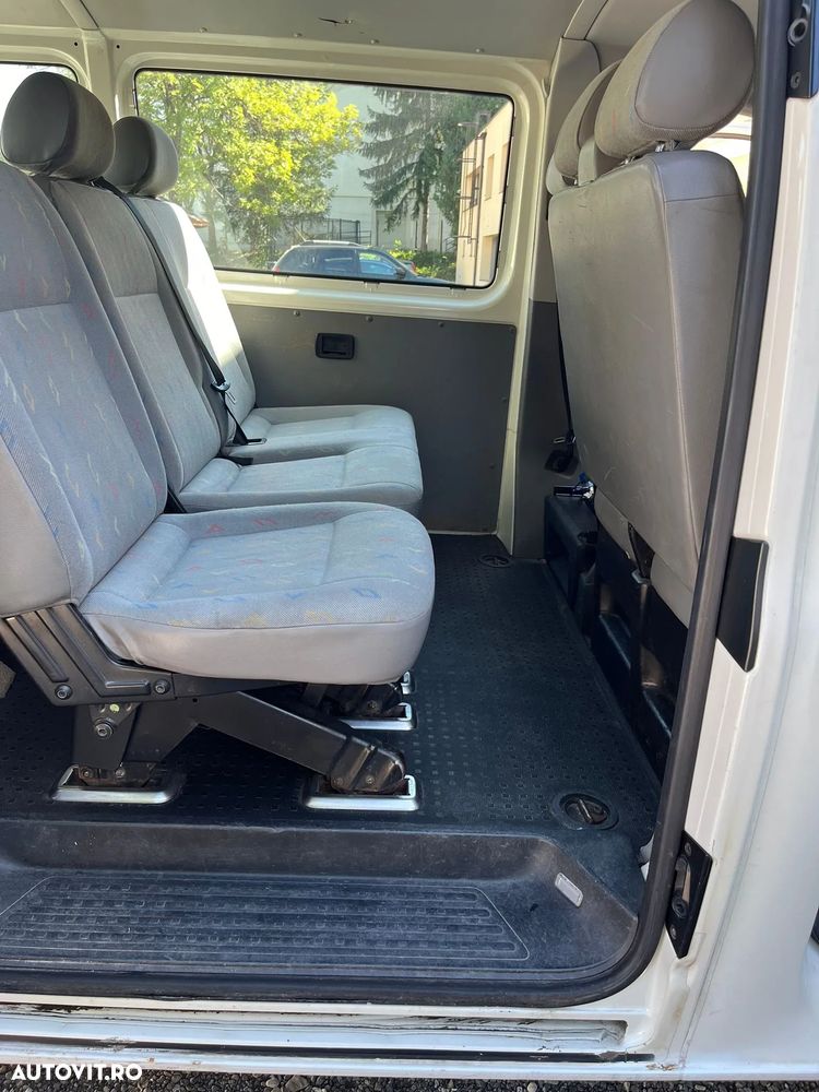 Volkswagen Transporter - 12