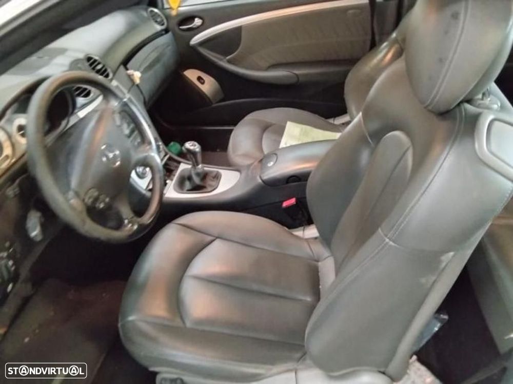 Mercedes-Benz CLK 220 - 4
