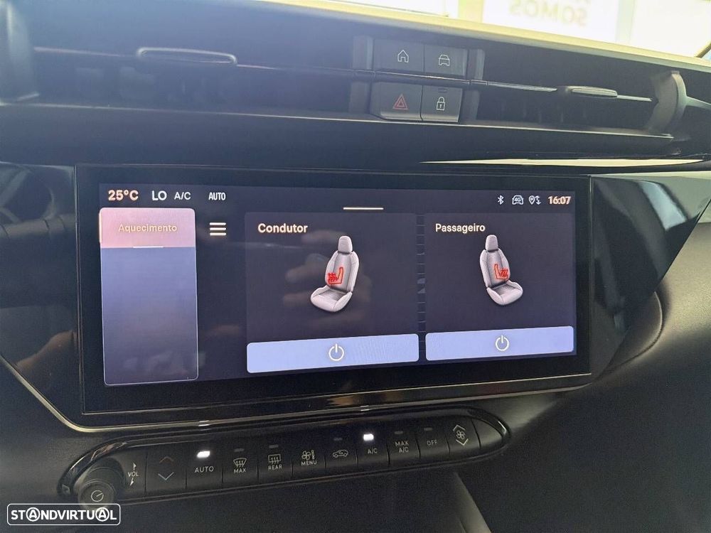 Alfa Romeo Junior 1.2 Speciale eDCT6 - 17