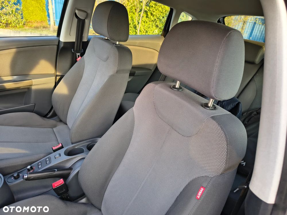 Seat Leon 1.6 Stylance - 8