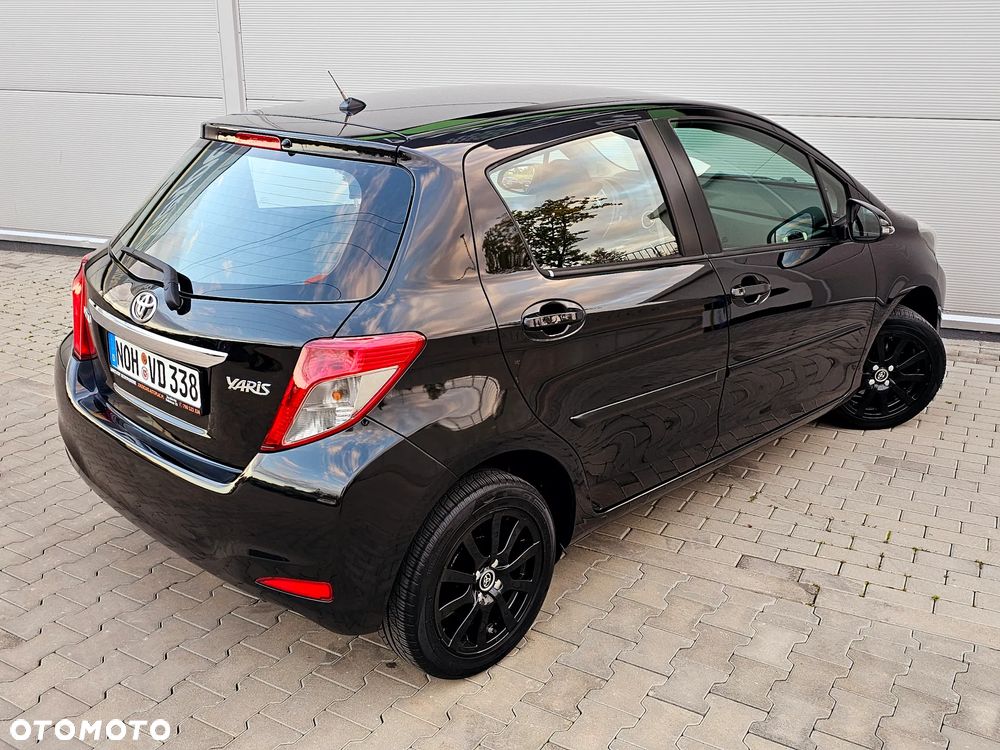 Toyota Yaris 1.33 VVT-i Executive - 23