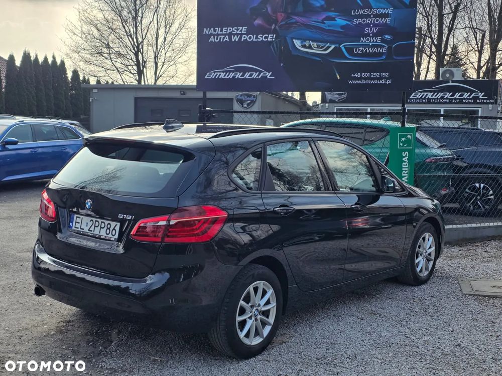 BMW Seria 2 218i - 8