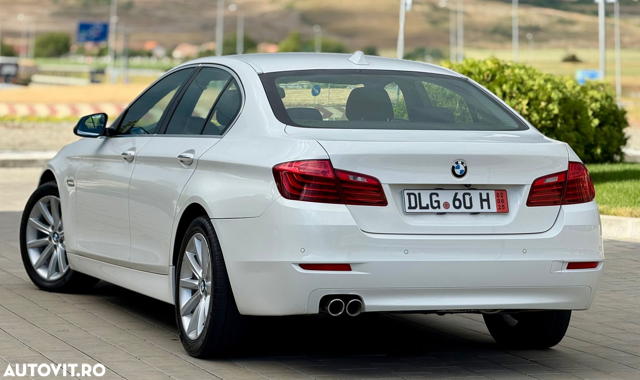 BMW Seria 5 520d - 4