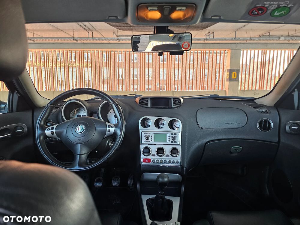 Alfa Romeo 156 ver-156-2-4-jtd-distinctive - 3