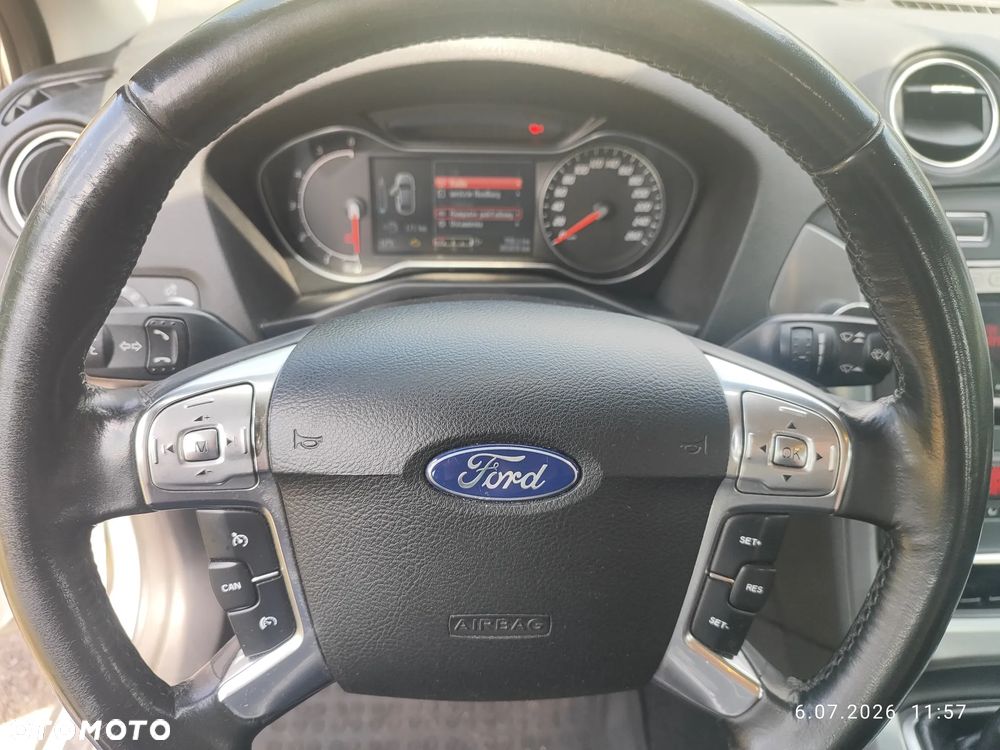 Ford Mondeo 2.0 TDCi Titanium - 12